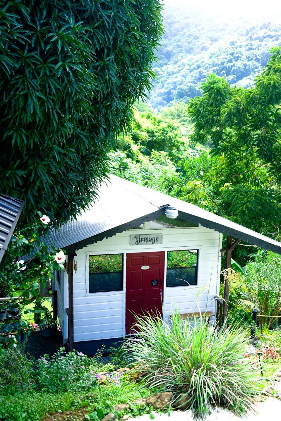Silk Cotton Cottages Parrot Hall Exterior photo