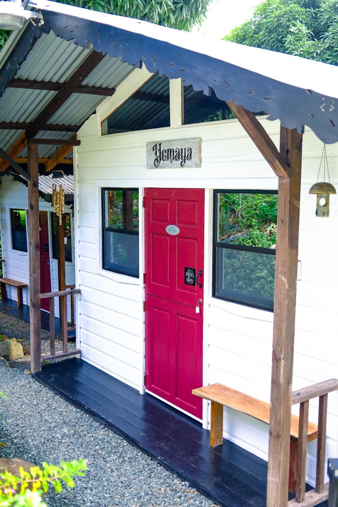 Silk Cotton Cottages Parrot Hall Exterior photo